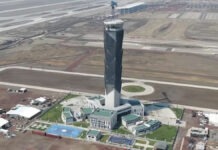 Anuncia AMLO taxis aéreos para llegar al AIFA “Para tranquilidad de Joaquín López-Dóriga”, dijo AMLO al anunciar que habrá taxis aéreos para llegar al AIFA.