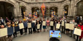 Reconocen a integrantes del Archivo General Municipal Archivo