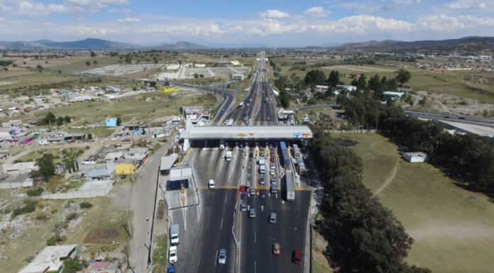 Aumento a peajes, hasta que termine pandemia: AMLO El gobierno de México autorizará el aumento en las tarifas de peaje hasta que finalice la pandemia..