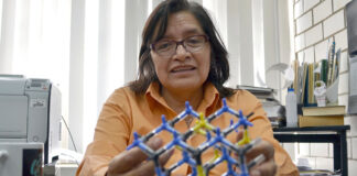 Lilia Meza pide oportunidades para mujeres en la ciencia Lilia Meza