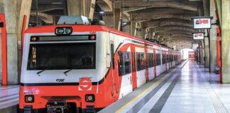 Busca AMLO ampliar tren suburbano al AIFA
