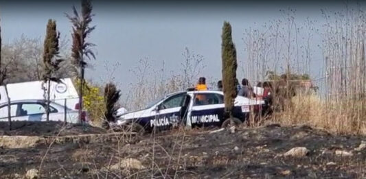 Al lugar acudió personal de la Fiscalía General del Estado (FGE) para realizar el levantamiento de cadáveres.