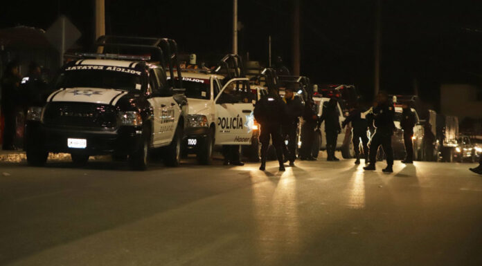 Ejecutan 5 cateos en Atlixco e Izúcar contra crimen organizado En los cateos del lunes pasado, la FGE realizó la detención de personas y el decomiso de drogas. Foto: EsImagen