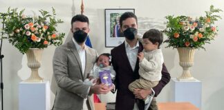 Celebran primer matrimonio igualitario en Chile