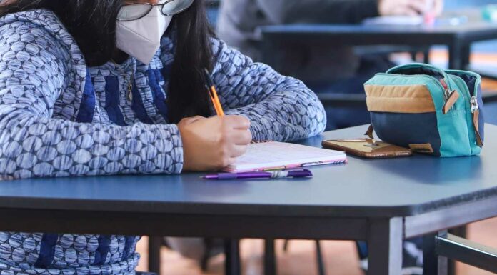 Terminarán clases híbridas tras Semana Santa: Gobernador clases