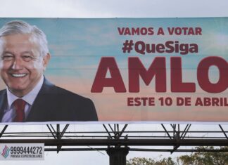 Descartan PRI y PAN denunciar propaganda pro AMLO ante INE en Puebla