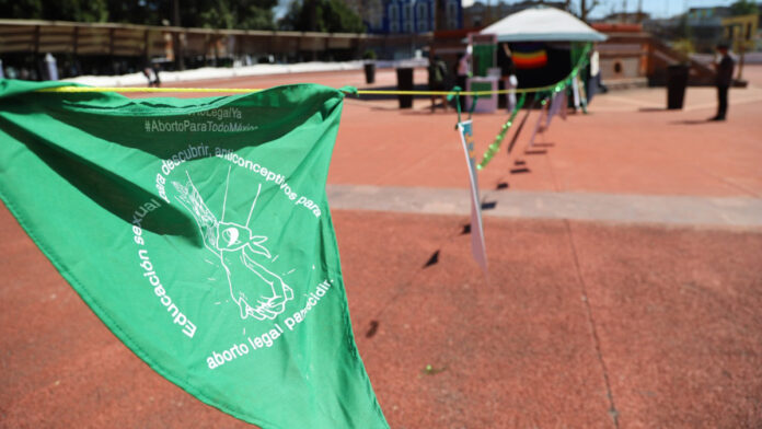 despenalización Las iniciativas para la despenalización contemplan reformas a la Constitución Política, al Código Penal y a la Ley Estatal de Salud. Foto: Es Imagen