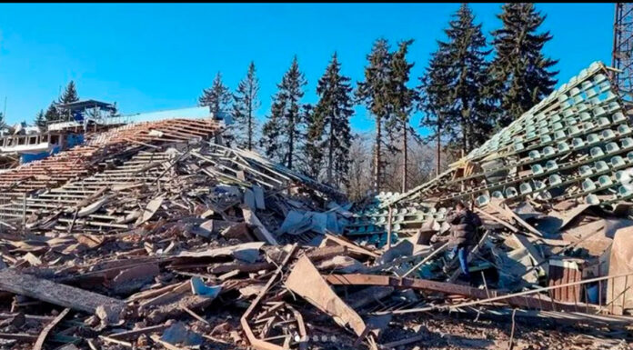 Rusia destruye estadio del Densa FC de Ucrania estadio Densa FC