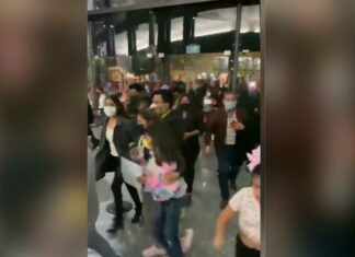 Fans de Kimberly Loaiza y JD Pantoja dan portazo en el Metropolitano Fans