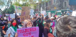 Feministas marchan en diversos puntos de la CDMX marcha debanhi