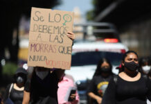 Convocan feministas a paro nacional este 9 de marzo El objetivo de los colectivos feministas es exhibir las consecuencias de lo que pasaría si no hubiera mujeres en el país.