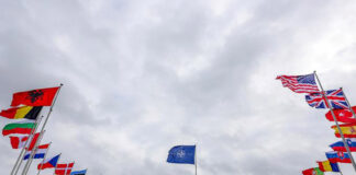 Hackers rusos intentaron atacar redes de la OTAN: Google Hackers rusos intentaron penetrar recientemente en las redes de la OTAN y de los ejércitos de algunos países de Europa del Este.