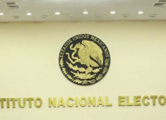 INE dicta medidas a Morena por propaganda gubernamental INE
