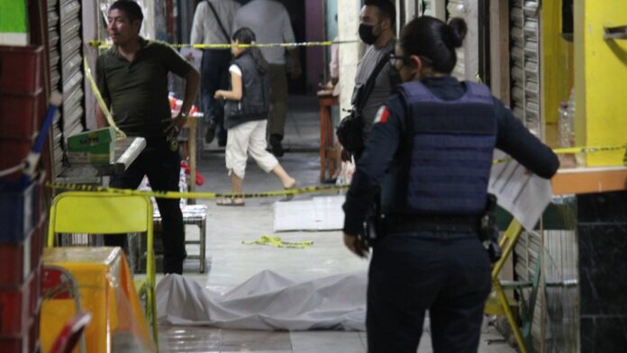 Mercado La Cuchilla hombre infartado