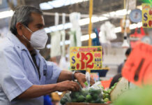 Inflación llega a 7.29% en primera mitad de marzo: INEGI La inflación liga nueve quincenas consecutivas arriba del 7.0%.