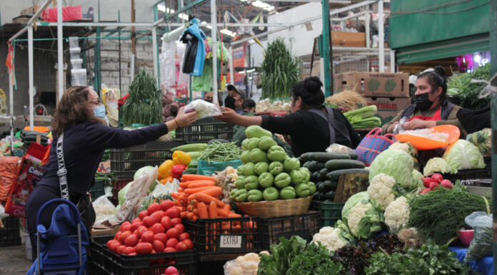 Inflación repunta y llega a 7.28%, reporta Inegi La inflación repuntó sobre la de enero, cuando fue de 7.07 por ciento, de acuerdo con la información publicada por el INEGI.
