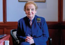 Muere Madeleine Albright, primera secretaria de Estado de EU
