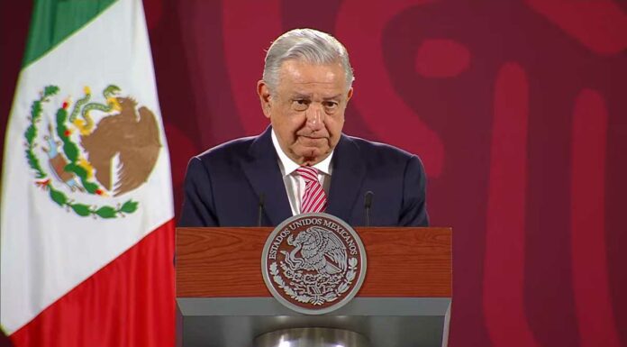 AMLO y Ken Salazar alistan reunión sobre migración Migración