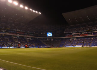 Revisarán normatividad en estadios de Puebla para evitar violencia El gobierno de Puebla hará una revisión de la normatividad para evitar la violencia en los estadios de la entidad. Foto: EsImagen / Ilustrativa
