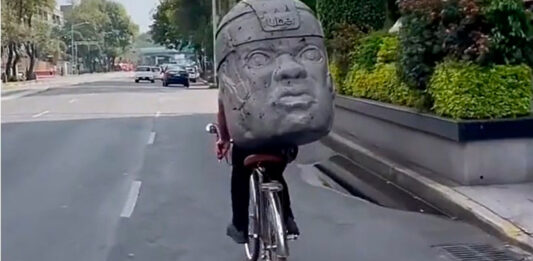 mochila cabeza olmeca