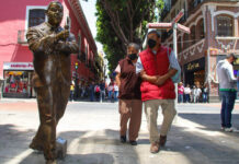 Conoce las actividades culturales en Puebla para este fin de semana Entre estos poblanos, no podía faltar la escultura de Elena Garro, Capulina y Javier López Díaz.