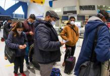 Poblanos que dejaron Ucrania llegan hoy al estado Indicó que el vuelo con un grupo de poblanos estaría llegando a las 18:00 horas de este jueves a territorio mexicano.