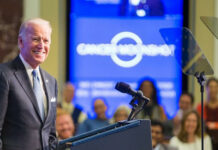 EU amaga con congelar riquezas de oligarcas rusos Eric Haynes