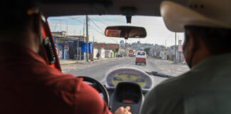 Regulación de mototaxis corresponde a SMT: alcalde La regulación de mototaxis en la capital corresponde a la Secretaría de Movilidad y Transporte del estado de Puebla.