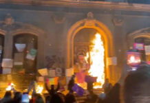 Samuel García pagará reparaciones en Palacio de Gobierno de NL Samuel García aseguró que los daños pueden arreglarse y que no se pagarán con los impuestos de la entidad. Foto: Especial