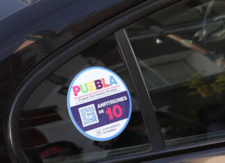Capacitan a taxistas y choferes de Apps en atención a turistas Las y los taxistas son el primer contacto de quienes llegan a la ciudad, por lo que fueron capacitados por el Ayuntamiento.