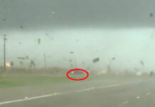 Camioneta escapa de tornado en Texas (Video) tornado