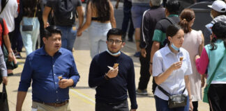 Analizan modificar uso de cubrebocas para abril en CDMX La recomendación sobre el uso de cubrebocas en espacios abiertos y cerrados se debe mantener al menos hasta que acabe marzo.