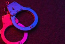 Arrestan a presuntos vendedores de droga en colonia SNTE vendedores