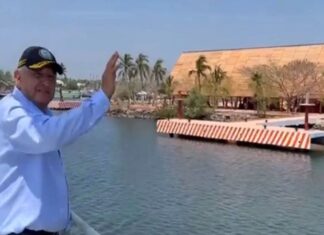 “¡Adiós abuelo!” Grita niño a AMLO en el muelle de San Blas