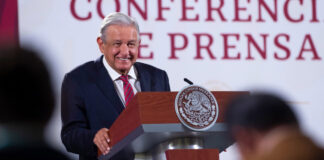 AMLO llegará el 4 de mayo para Desfile de Batalla de Puebla: Barbosa AMLO indicó que ese día se realizará la reunión del gabinete de seguridad y la conferencia matutina desde Puebla,