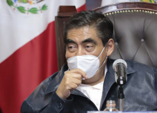 Celebra Barbosa sentencia contra multihomicidas de Huejotzingo Barbosa comentó que se reunirá con los padres de los estudiantes de medicina y reconoció que fueron momentos difíciles para todo el estado.