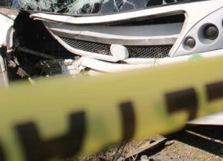 Choque lesiona a 9 personas en Barrio de Santa Anita Choque