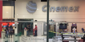 Cinemex se disculpa ante denuncia de transfobia en complejo de CDMX Dos mujeres trans denunciaron que una empleada les dijo que debían entrar al baño de hombres.