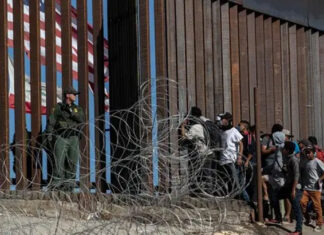 EU pone fin a restricciones migratorias por pandemia EU anunció el final de esta orden de salud pública conocida como Título 42 y que fue impuesta por la pandemia de covid.
