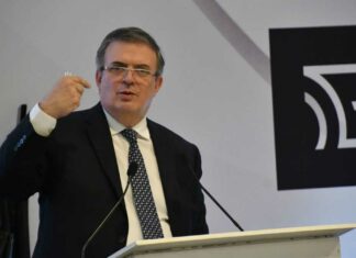 Mier y Doger no lograrán compromisos con Ebrard, afirma Barbosa Ebrard Texas