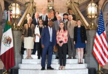 Sheinbaum propone una ruta de Houston al AIFA