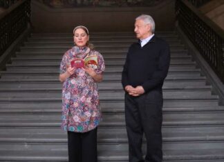 Gutiérrez Müeller y AMLO leen ‘La peor señora del mundo’ por Día del Niño Gutiérrez