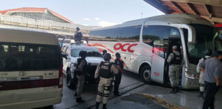 Rescata INM a 17 migrantes cubanos en la CAPU El INM reportó que los migrantes viajaban de manera irregular a bordo de un autobús de Chiapas con destino a la CDMX