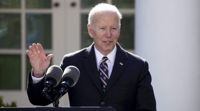Joe Biden pondrá 800 millones de dólares en ayuda militar para Ucrania Joe Biden