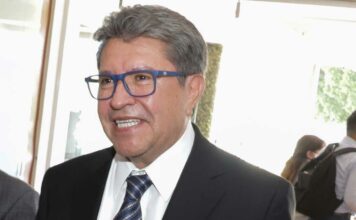 Monreal se echa ‘palomazo’ con “Pelo suelto” Monreal