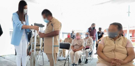 SEDIF entregó 44 aparatos ortopédicos y 150 paquetes de higiene personal a reos del Centro Penitenciario Puebla.