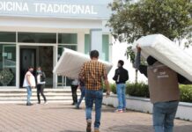Entrega SEDIF colchones nuevos a hospitales regionales SEDIF