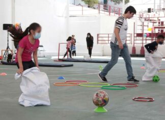 Festeja SEDIF a niñas y niños en su día