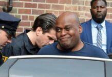 Repartirán recompensa por información de responsable del tiroteo en NY Tiroteo