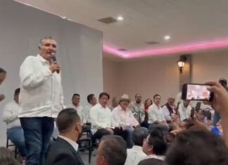 “¡AMLO no estás solo!”: Augusto López promociona la revocación